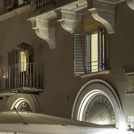 Affittacamere Palazzo De Cupis - Suites&view 3*