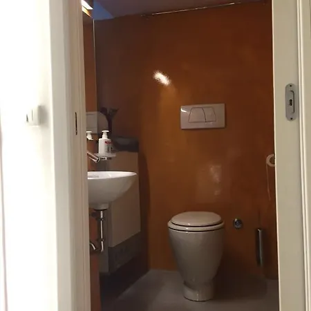 Space Apartment *
