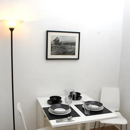 Bianco E Nero Apartment Rom