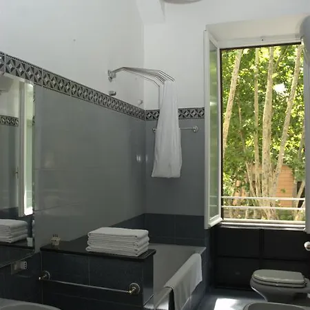 Bianco E Nero Apartment