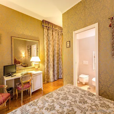 Domus Colosseo 3*