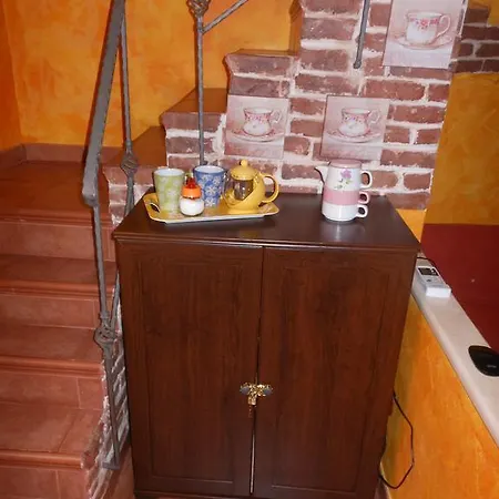 Apartment La Casetta Gialla Di Edoardo Rome