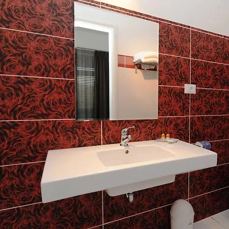 Darival Nomentana 3* Rome