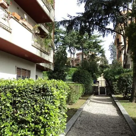 Marco E Laura Al Vaticano Bed & Breakfast Roma