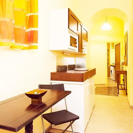 Domus Monti شقة *