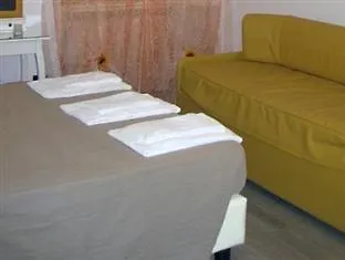Affittacamere Domus Avi Vaticano 2*