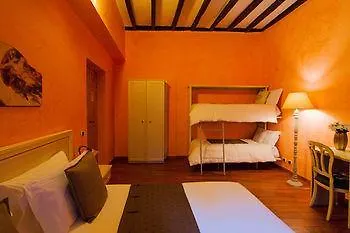 Navona Tower Relais 2*