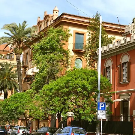 Maison Chiro' Bed & Breakfast 2*