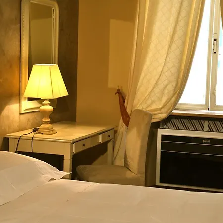Maison Chiro' Bed & Breakfast 2*