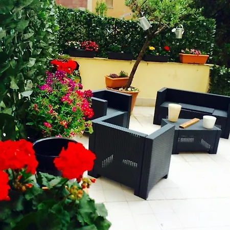 Guest house 121 Candia 3*