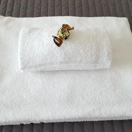Guest house Luce Di Luna Luxury Suites