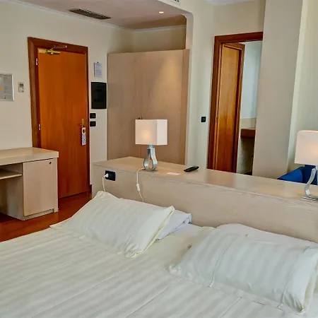 Best Western Globus 3* Rome