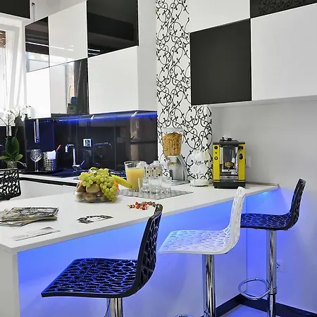 Black & White G&g Couette-café Rome