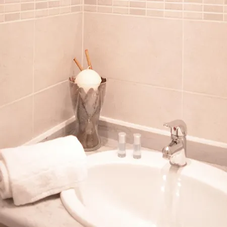 Bed & Breakfast La Torre 2*