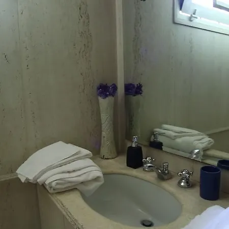 Holiday home Candia House *