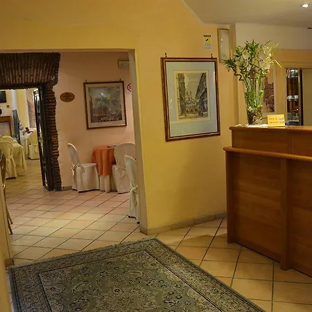 Julia Otel 3*