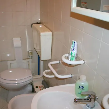 Apartment Montebello - Termini Station *