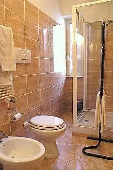 Re Di Otel