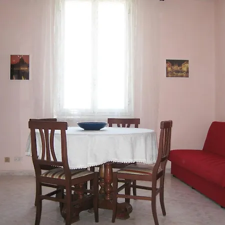 Bed & Breakfast Tibur Station Holiday