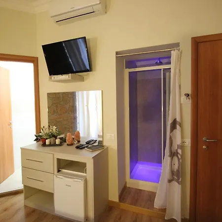 Bed & Breakfast Freedom 2*