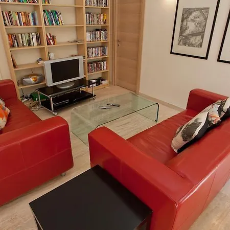 Apartment In Trastevere
