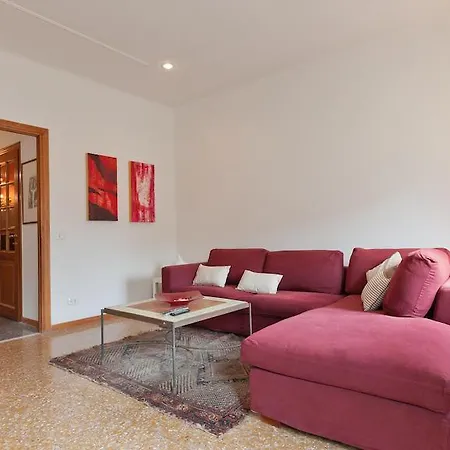Apartment In Trastevere Rome
