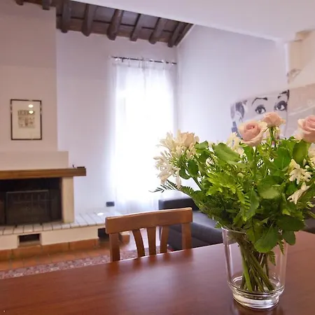 Apartment In Trastevere Rome