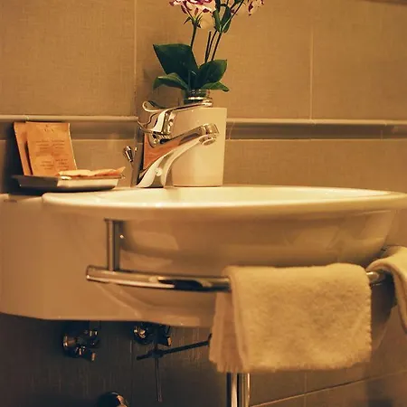 Hotell In And Out Piazza Navona 2*