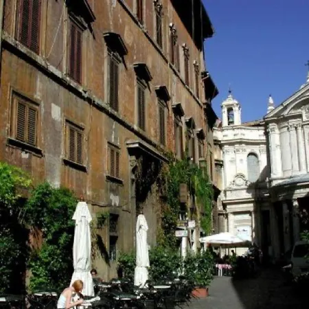 Hotell In And Out Piazza Navona 2*