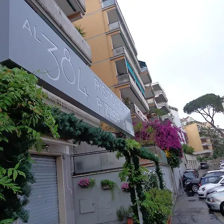 Guest house Astoria Golden House
