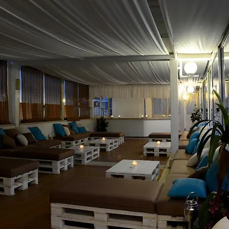 Отель Ibis Styles Aurelia 4*