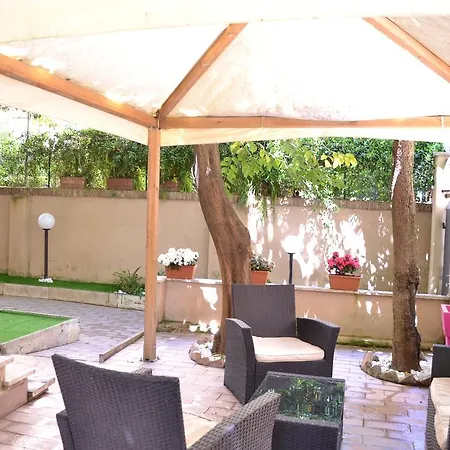 Guest house Tiburtina House 2*