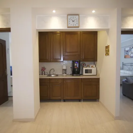 فندق مبيت وإفطار La Perla Di روما