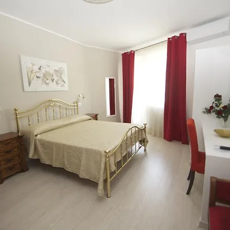 فندق مبيت وإفطار La Perla Di 2*