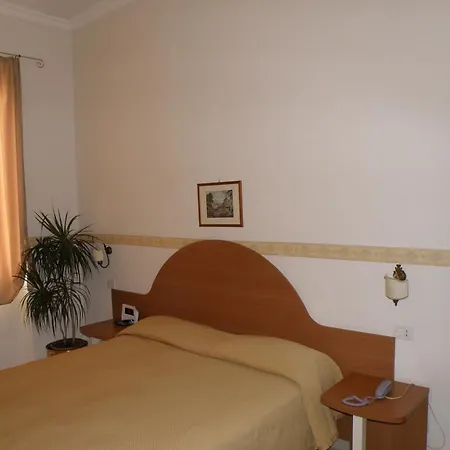 Hotel Primus 3*