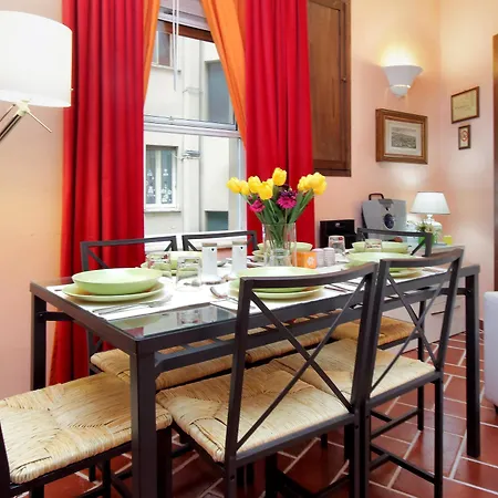 Affittacamere Lillihouse 2*