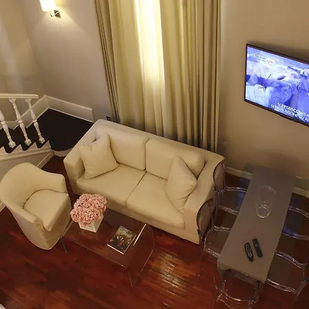 Les Fleurs Luxury House
