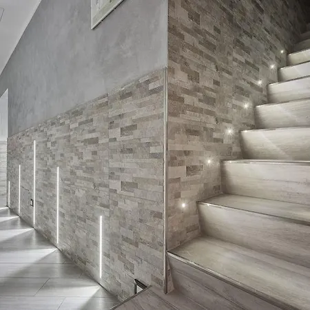 Hotel First Suites Roma