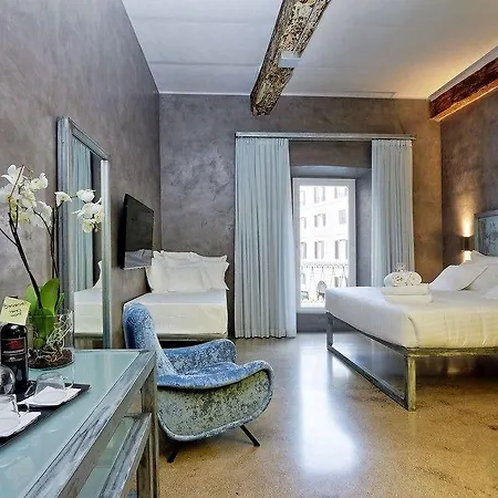 Hotel Mama's 2*