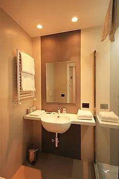 Guest house 69 Manin Street