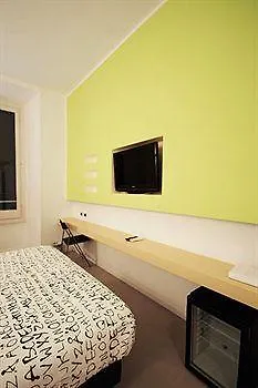 69 Manin Street Rome