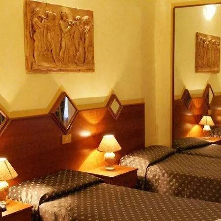 Hotel Farini Rome
