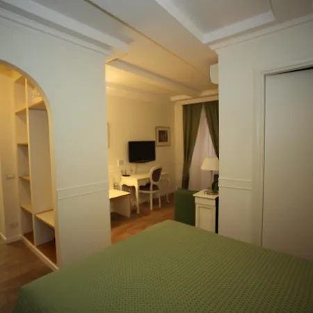 Guest house Residenza Ponte Sant'angelo 2*