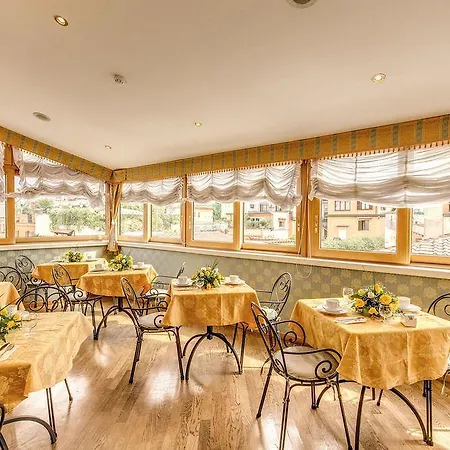 Hotel La Lumiere Di Piazza Di Spagna