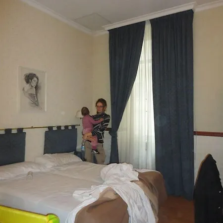 Hotel Paris Roma