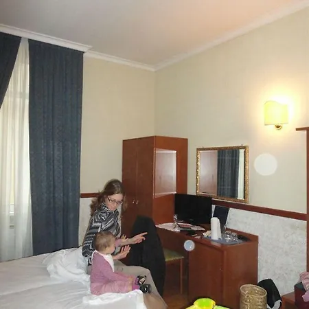 Hotel Paris Roma