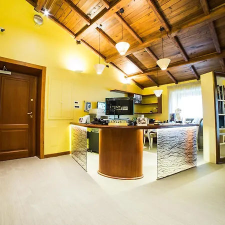 The Place 217 Hotel 2*
