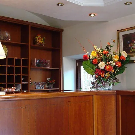 Relais Patrizi 4* Rome