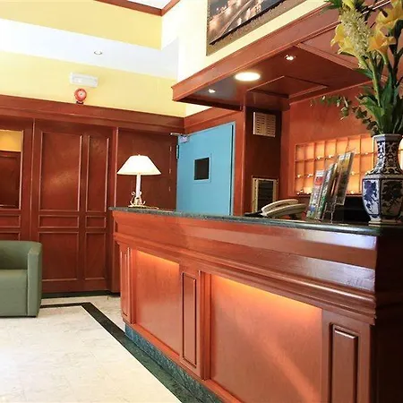 Flower Garden Otel 3*