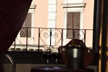 Le Di Via Ottaviano - In Alojamento de Acomodação e Pequeno-almoço 2*